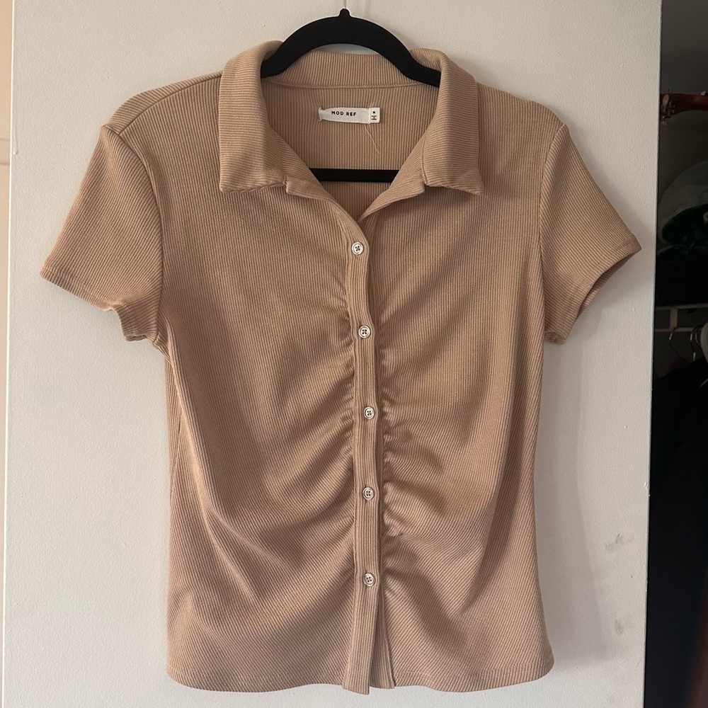 Neutral collard button down shirt